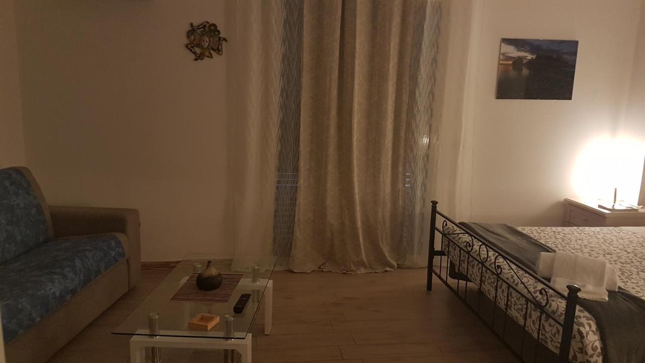 La Porta Dell'Alcantara 佳吉 外观 照片